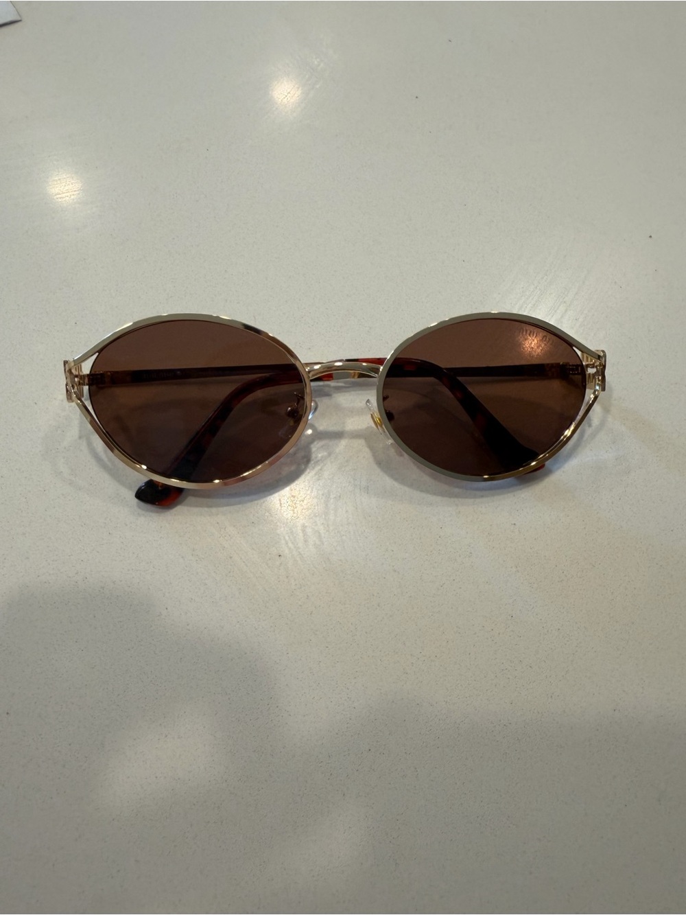 Round Brown Lens Sunglasses with Gold Frame